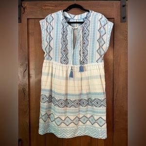 Anthropologie short sleeved knee length dress. Multi print. Blue/white.